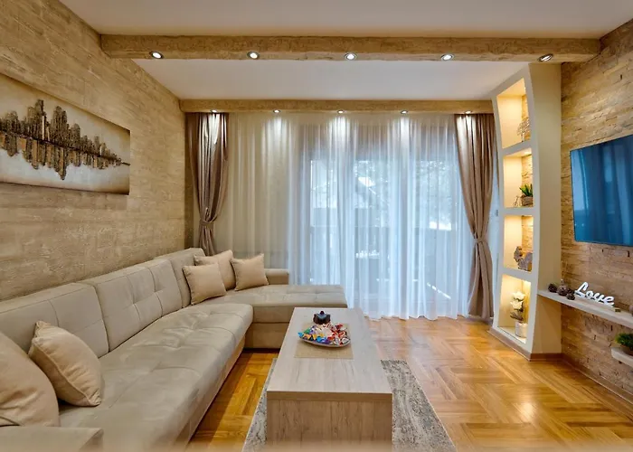 Papillon 1 Apartman *