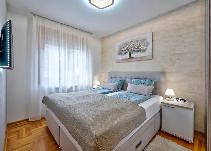 Papillon 1 Apartman *